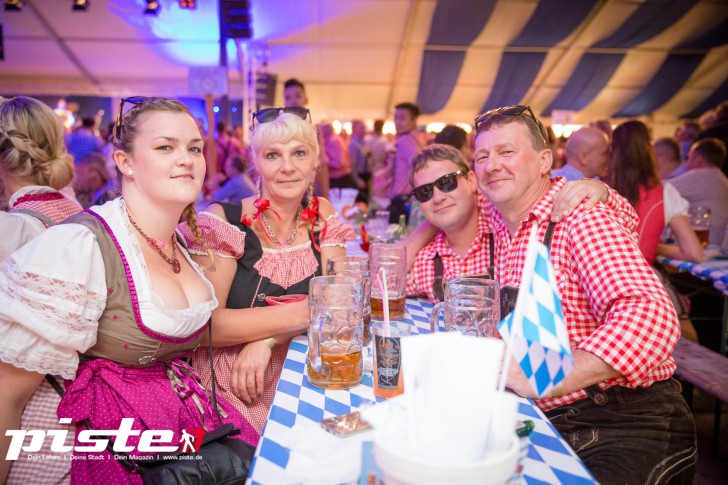7. Linstower Wiesn