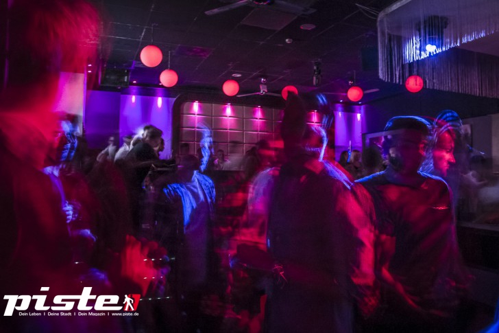 Black Fruits mit DJ RayG