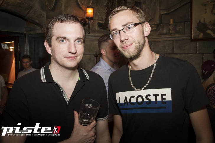 Black Fruits mit DJ RayG