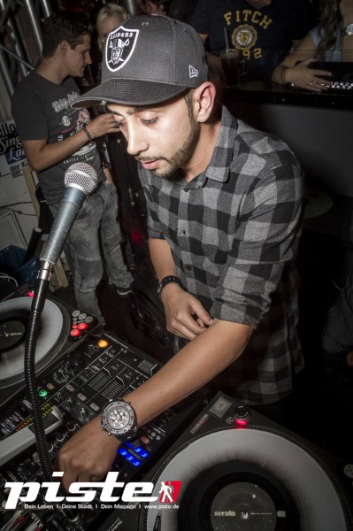 Black Fruits mit DJ RayG