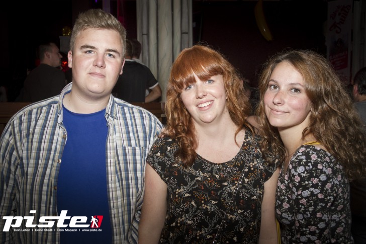 Black Fruits mit DJ RayG