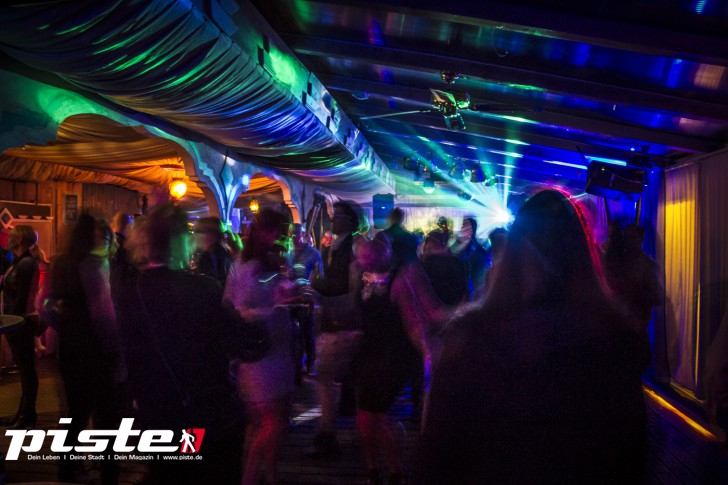 Strand House Classics