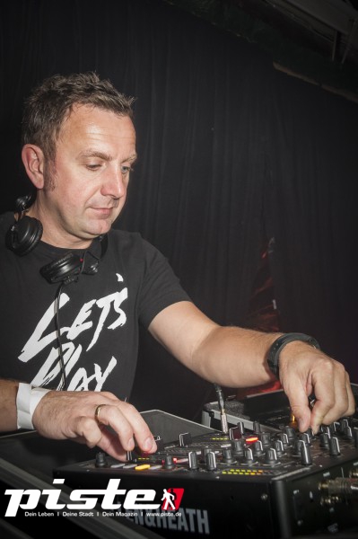 Strand House Classics