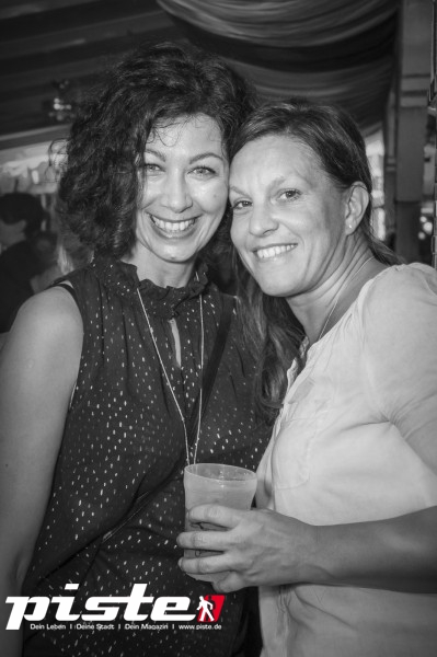 Strand House Classics