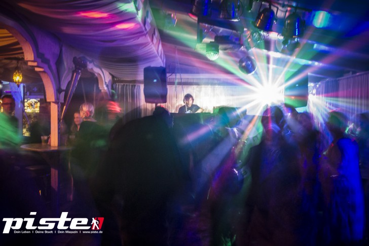 Strand House Classics