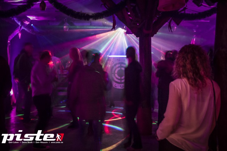 Strand House Classics