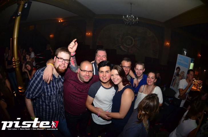  Die 90er Party | Schmidts Tivoli