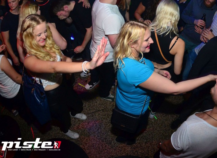  Die 90er Party | Schmidts Tivoli