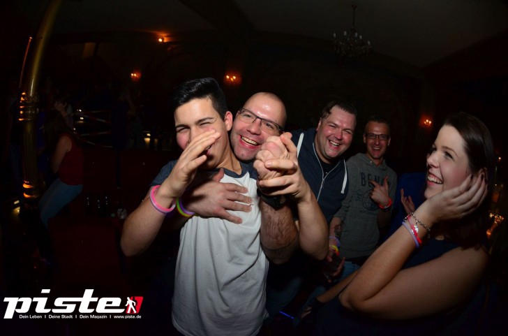  Die 90er Party | Schmidts Tivoli