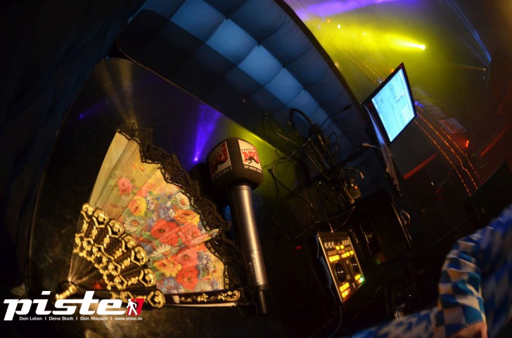  Die 90er Party | Schmidts Tivoli