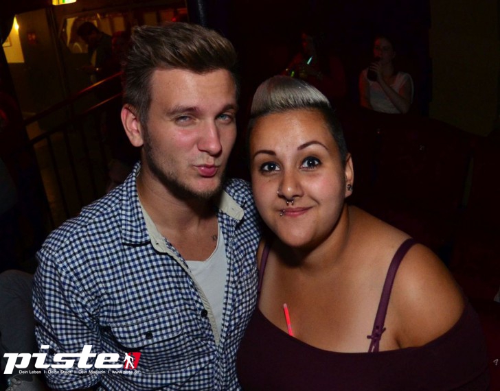  Die 90er Party | Schmidts Tivoli