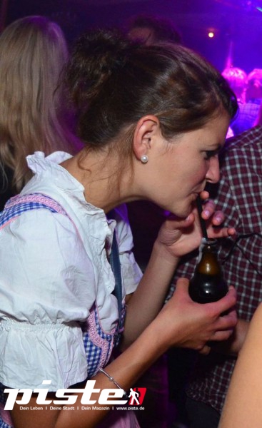  Die 90er Party | Schmidts Tivoli