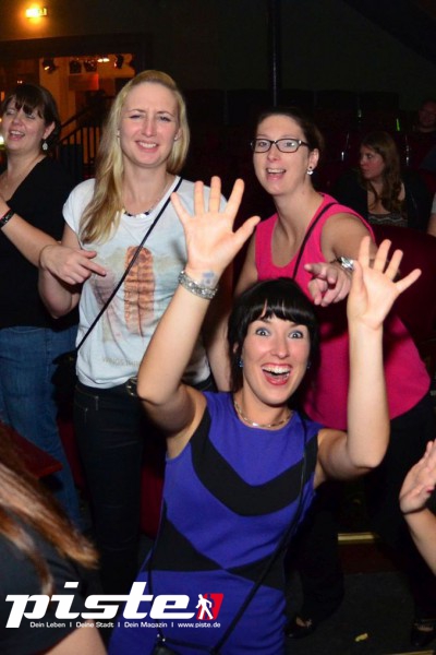  Die 90er Party | Schmidts Tivoli