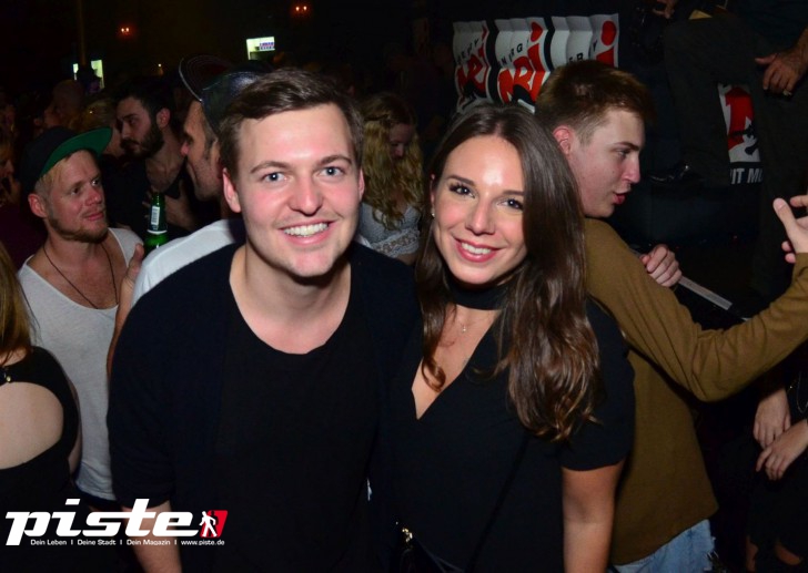  Die 90er Party | Schmidts Tivoli