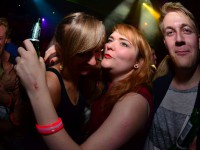  Die 90er Party | Schmidts Tivoli