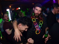  Die 90er Party | Schmidts Tivoli