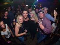  Die 90er Party | Schmidts Tivoli