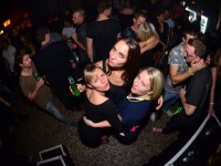  Die 90er Party | Schmidts Tivoli