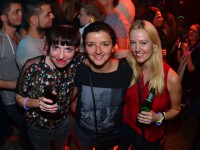  Die 90er Party | Schmidts Tivoli