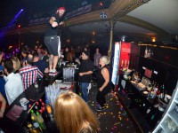  Die 90er Party | Schmidts Tivoli