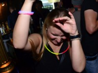  Die 90er Party | Schmidts Tivoli