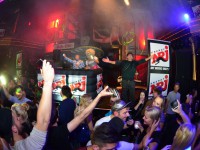  Die 90er Party | Schmidts Tivoli