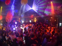  Die 90er Party | Schmidts Tivoli