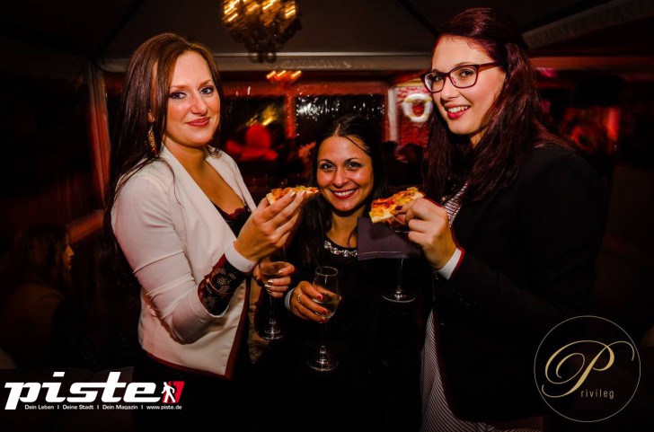 DEINELIMO.de & PISTE & VIRTUALNIGHTS | Sky and Sand Beachclub
