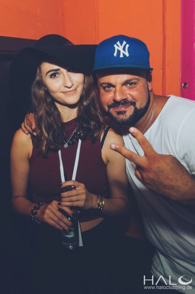 UNISCENE@Halo #FridaysLikeThis | Halo