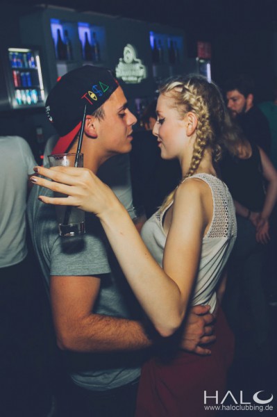 UNISCENE@Halo #FridaysLikeThis | Halo