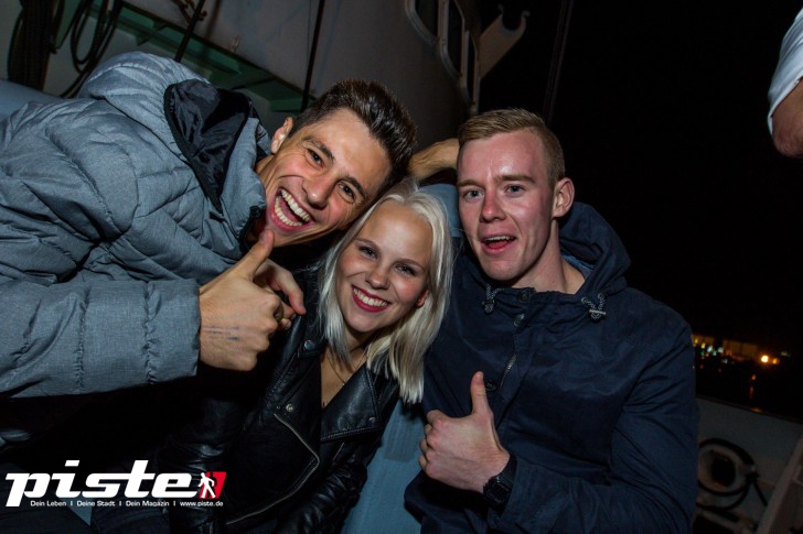 Bluelightparty | Cap San Diego