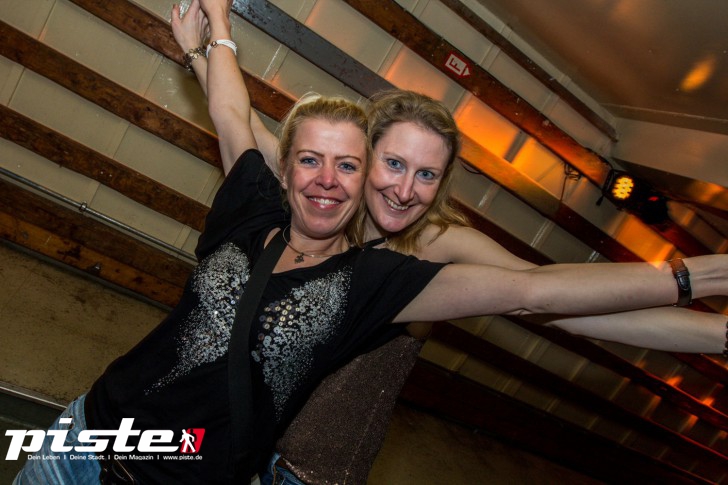 Bluelightparty | Cap San Diego