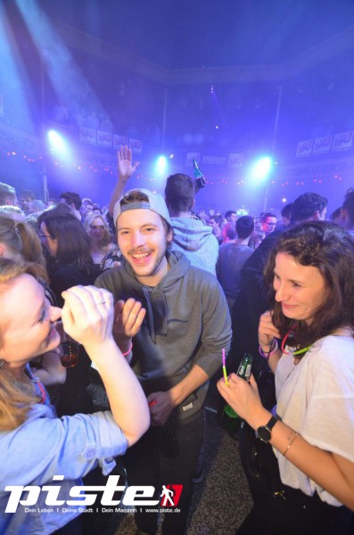 No Limit | Schmidts Tivoli
