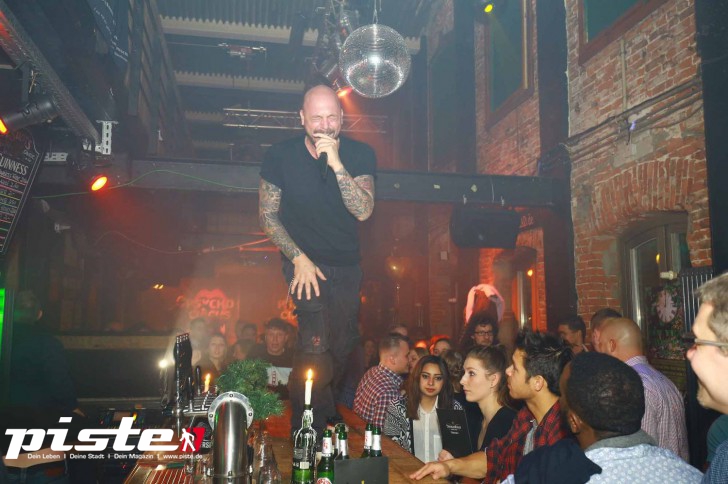 Samstag | Thomas Read
