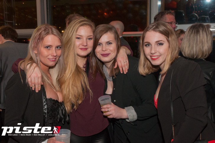 Silvesterparty Part2 | Elbdeck