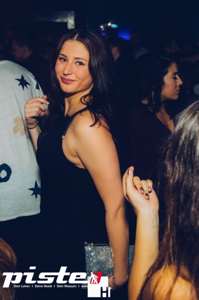 Royal Wednesday | H1 Club