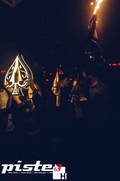 Royal Wednesday | H1 Club