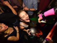 No Limit | Schmidts Tivoli