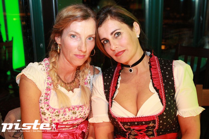 Oktoberfest mit Wahl zur Bierkönigin