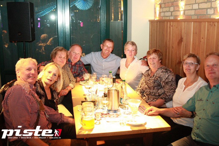 Oktoberfest mit Wahl zur Bierkönigin