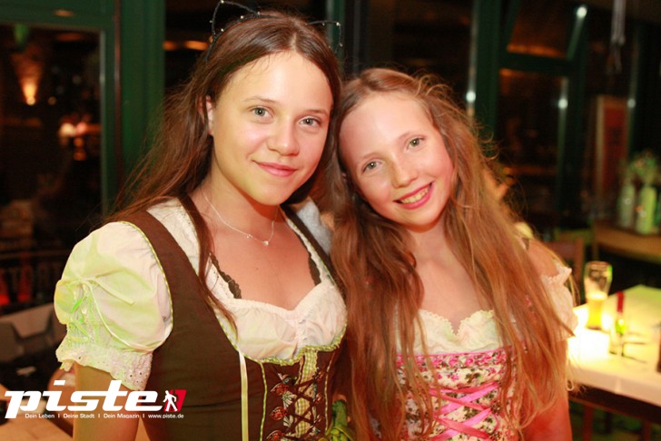 Oktoberfest mit Wahl zur Bierkönigin