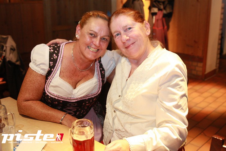 Oktoberfest mit Wahl zur Bierkönigin