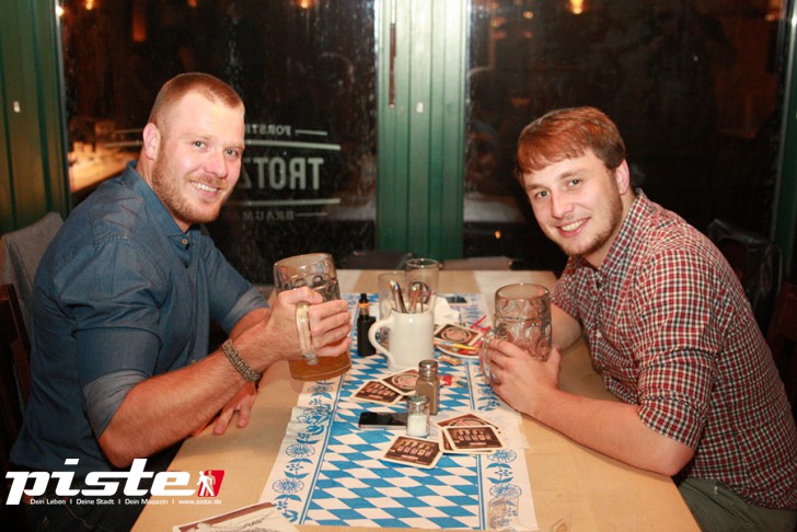 Oktoberfest mit Wahl zur Bierkönigin