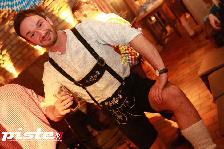 Oktoberfest mit Wahl zur Bierkönigin