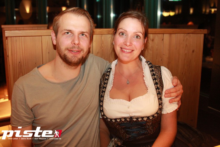 Oktoberfest mit Wahl zur Bierkönigin