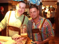 Oktoberfest mit Wahl zur Bierkönigin