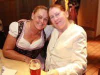 Oktoberfest mit Wahl zur Bierkönigin