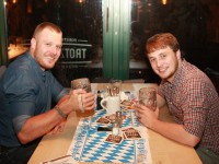 Oktoberfest mit Wahl zur Bierkönigin