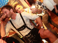 Oktoberfest mit Wahl zur Bierkönigin