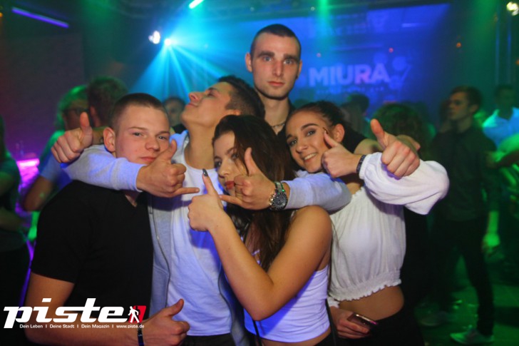 Vier Partys in einer Nacht